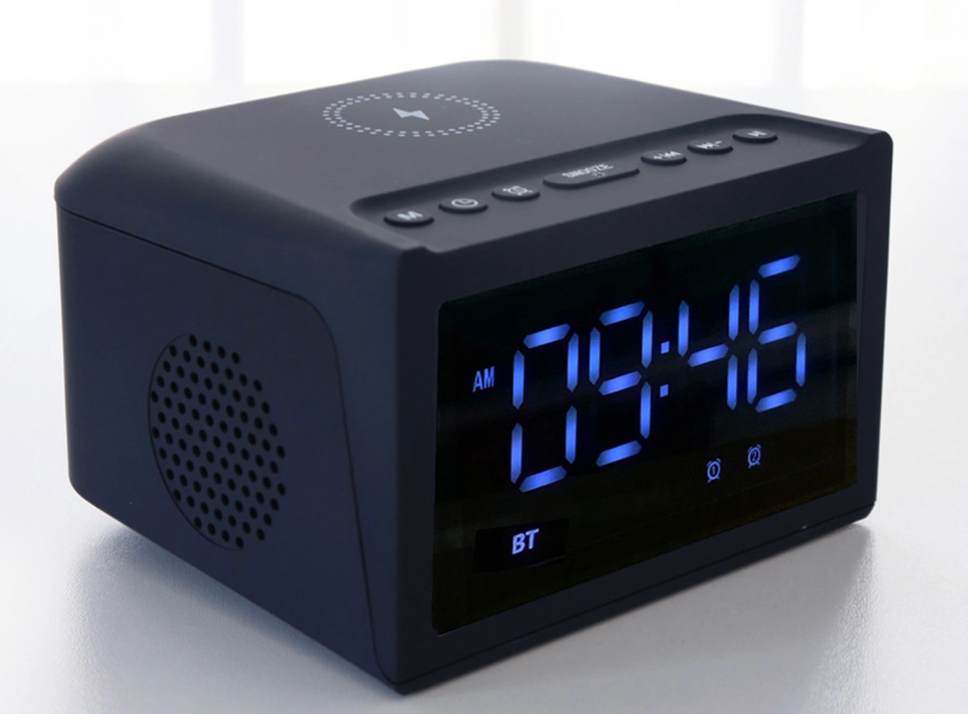 Wake Up & Groove: Wireless Charging Alarm Clock with Bluetooth & Big Screen - 2023's Must-Have!